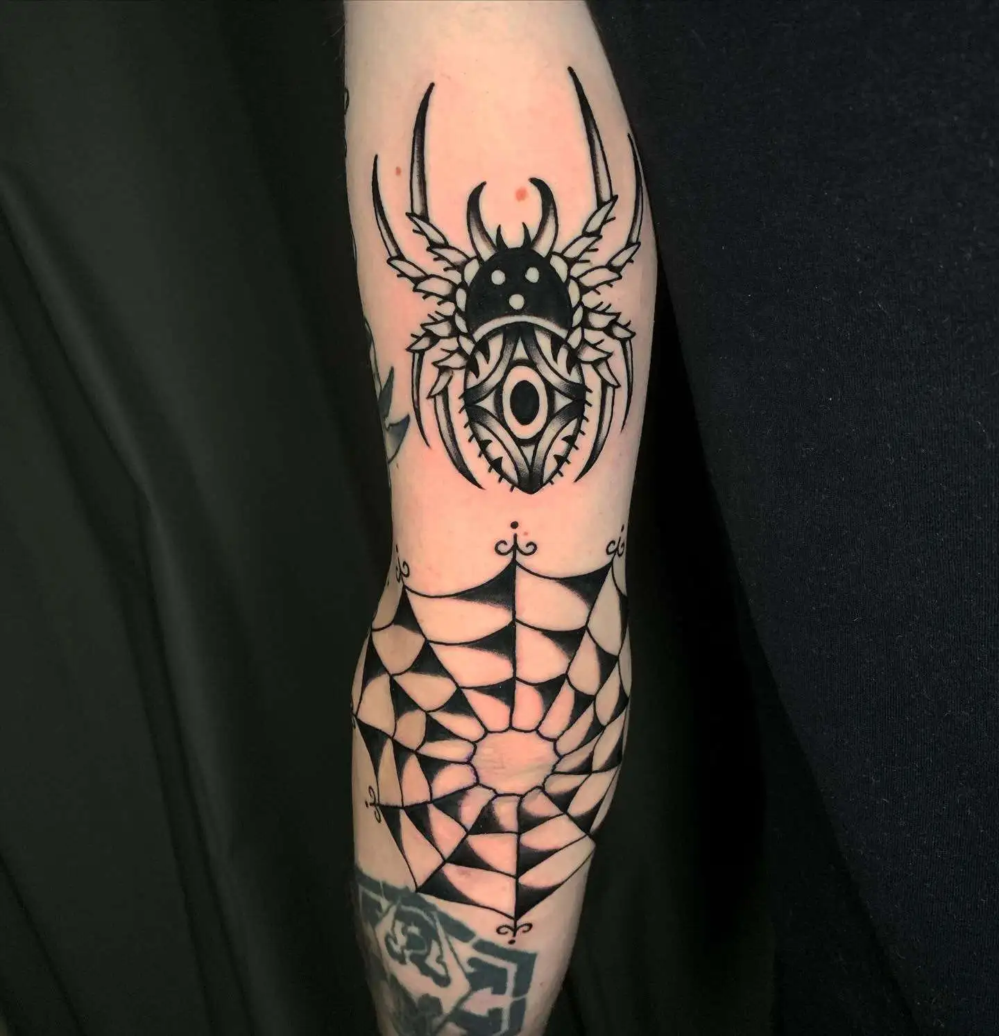 Tatouage par Zaza Del Rey Copyright Calvanostra