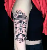 Tatouage par Zaza Del Rey Copyright Calvanostra