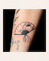 Tatouage par La dame aux serpents Copyright Calvanostra