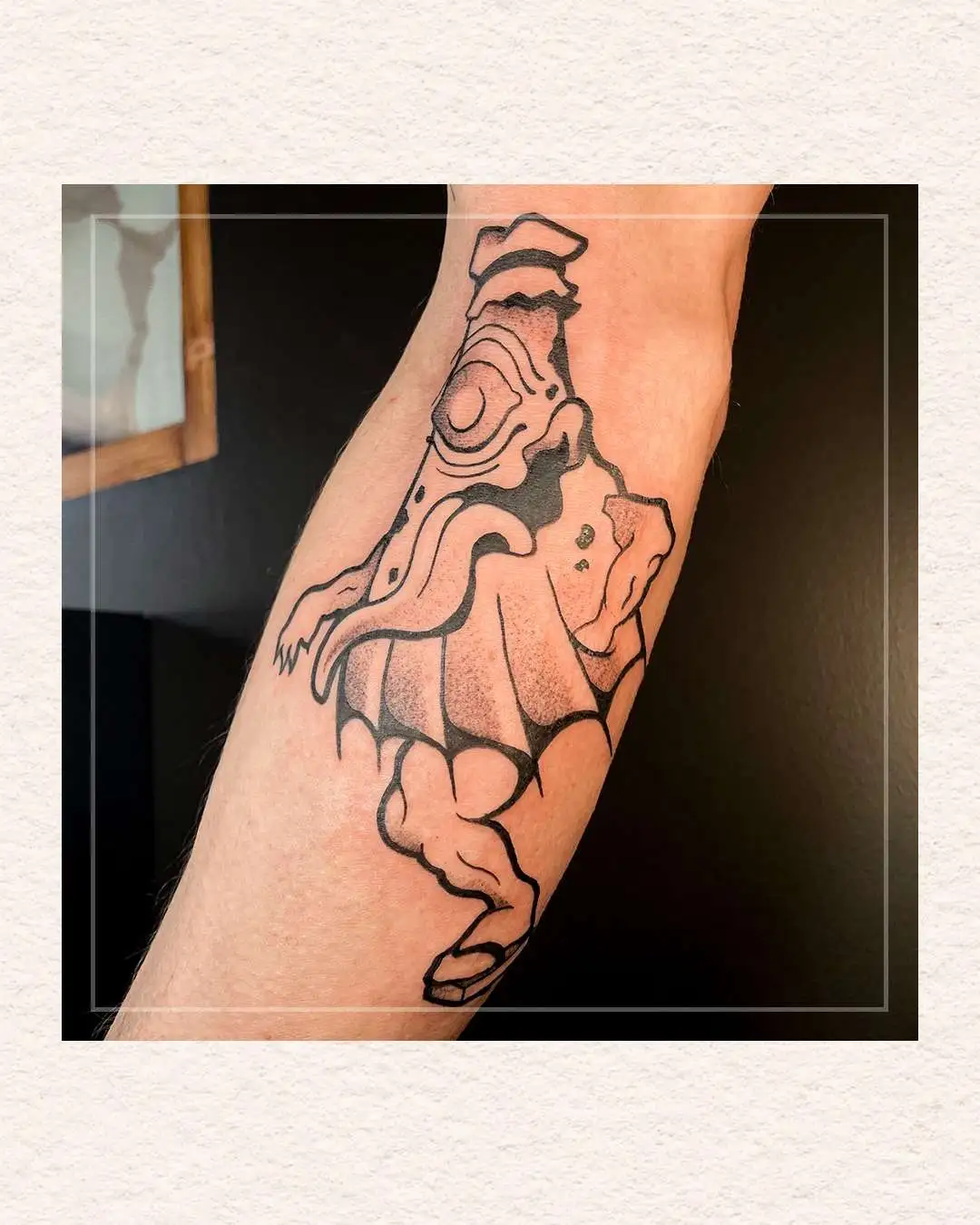 Tatouage par La dame aux serpents Copyright Calvanostra