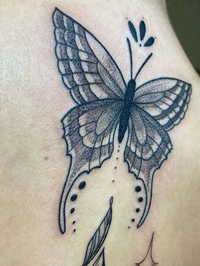 Tatouage par Lady Venus Copyright Calvanostra