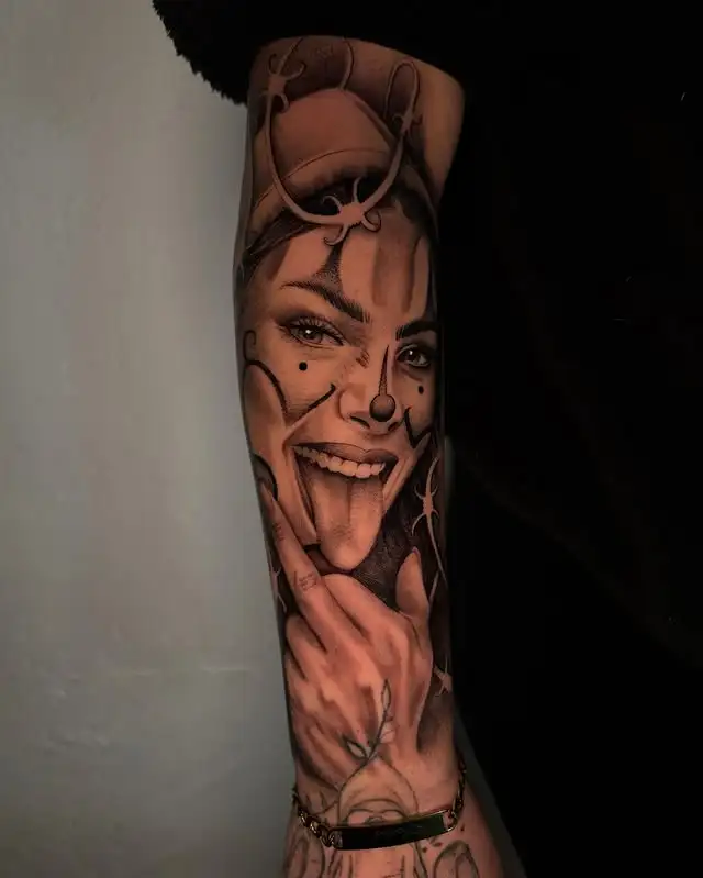 Tatouage par MAAX