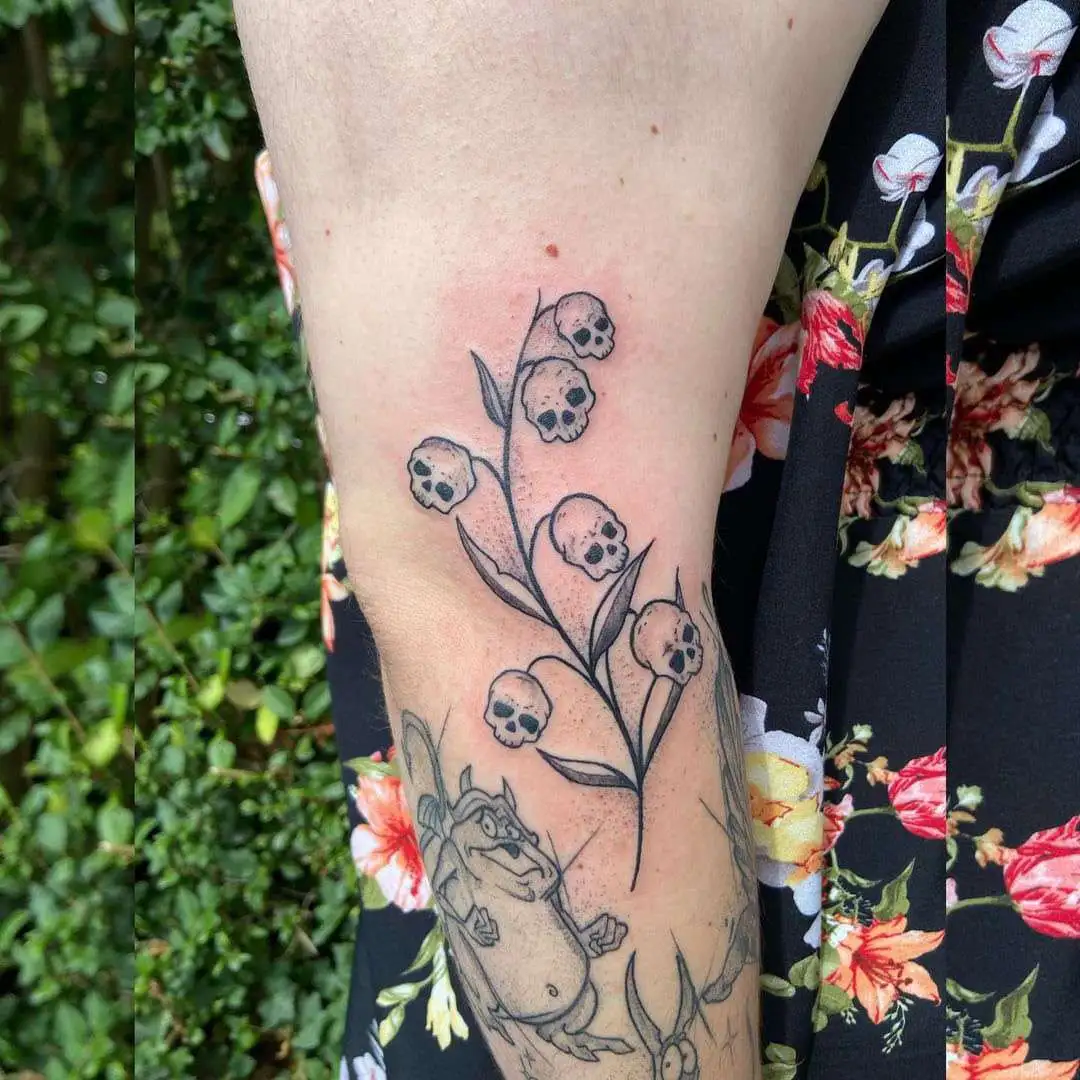 Tatouage par Lady Venus Copyright Calvanostra