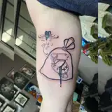 Tatouage par Lady Venus Copyright Calvanostra