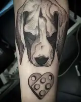 Tatouage par Valentine Antoinette Copyright Calvanostra